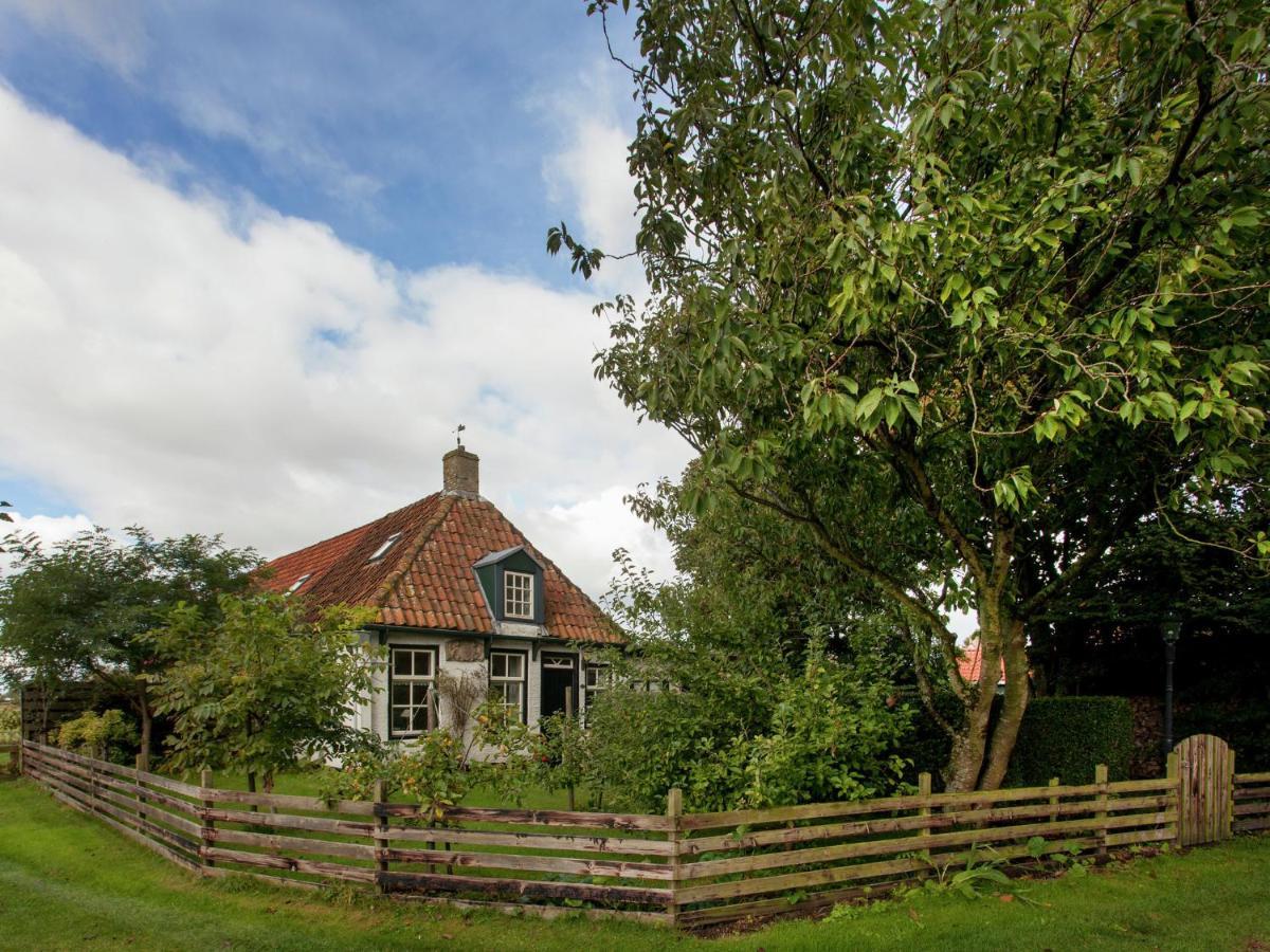 Fairytale Cottage In Nes Friesland With Garden Exterior photo